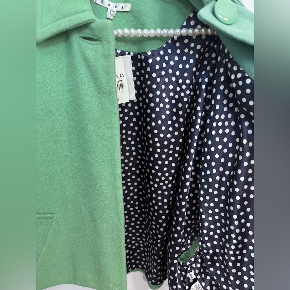 NWT Cabi Carriage House Green Cape
Size: Small /Medium - Picture 6 of 8